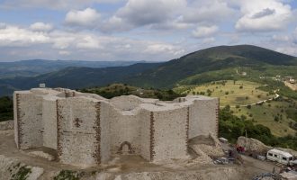 Si pasojë e mbylljes së Kalasë bie numri i vizitorëve në Novobërdë