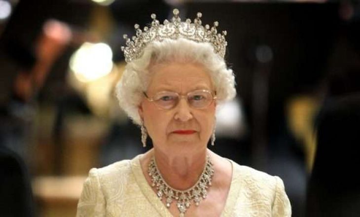 Mbretëresha e palodhshme, përcjell gjashtë gala evente për shtatë ditë