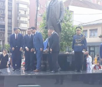 Vushtrria bëhet me shtatore të Hasan Prishtinës