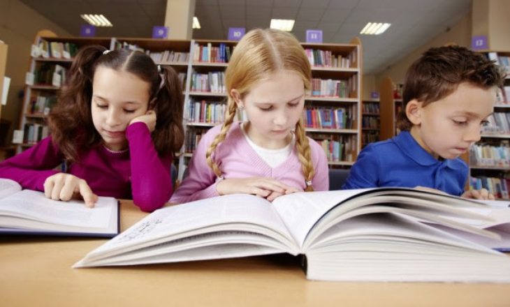 Publikohet raporti për lexueshmërinë në shkollat fillore të Prishtinës