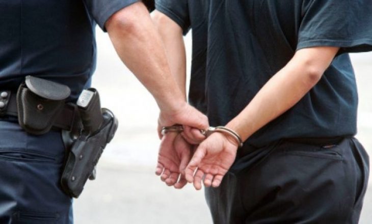 Arrestohen 6 persona të dyshuar për disa vjedhje në Prishtinë
