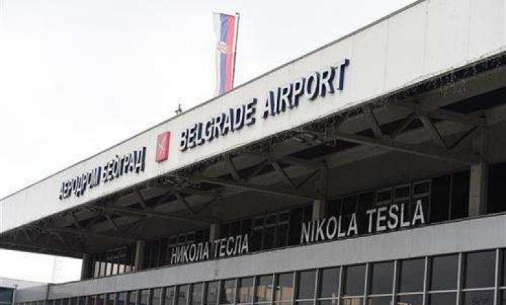 Alarmohet për bombe në një aeroplan serb