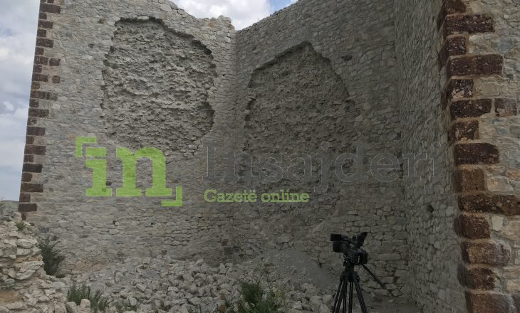 Kompania serbe shkatërron Kalanë e Novobërdës