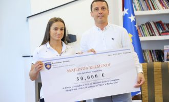 Gashi: Driton Kuka e Majlinda Kelmendi ngritën imazhin e Kosovës në botë, meritojnë shpërblimet