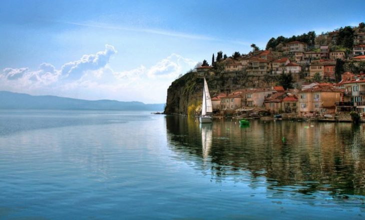 Edhe liqeni i Pogradecit futet nën mbrojte të UNESCO-s