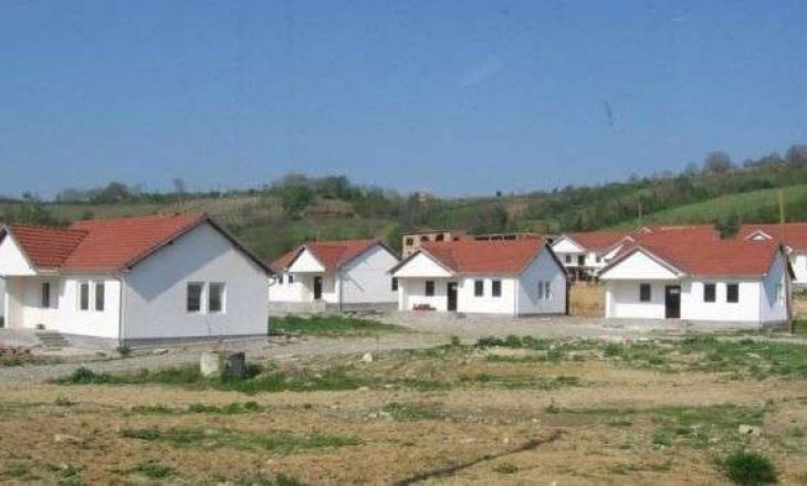 RTK: Shtëpitë për serbët e kthyer në Kosovë rrinë të zbrazëta, ose shiten