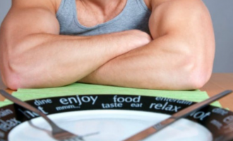 DIETA KRYESORE PËR NDËRTIMIN E MUSKUJVE!