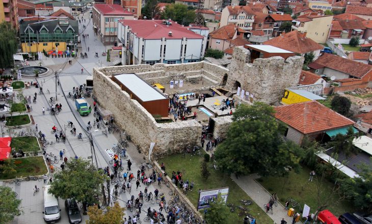 Serbi në Vushtrri e raporton në Polici shqiptarin me akuzat se ia ka uzurpuar pronën