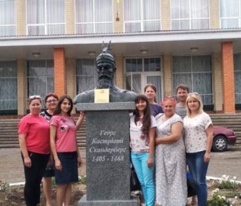 Në Ukrainë është vendosur Busti i Skënderbeut