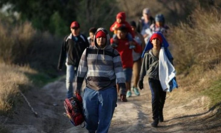Gjykata bllokon rregulloren që kufizon azilin në kufirin SHBA-Meksikë