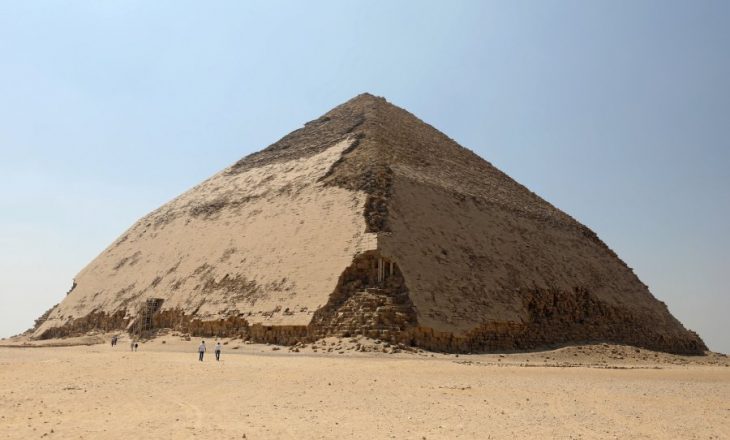 Dy piramida antike hapen për vizitorët në Egjipt