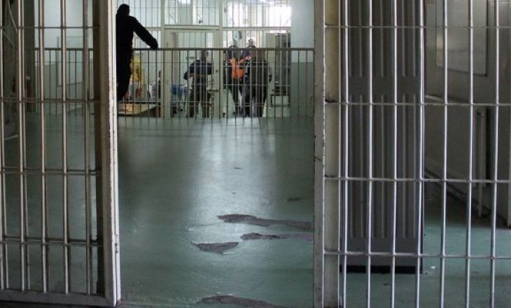 Policia kapë dy shqiptarët e arratisur nga burgu, ishin fshehur në një plantacion kanabisi