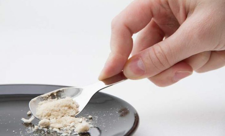 Shpiket ushqimi vetëm më ujë e ajër