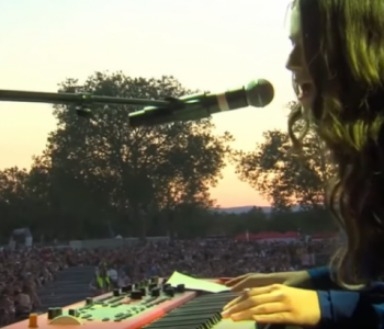 Erza Muçolli mrekullon 40 mijë spektatorë në koncertin madhështor në Francë