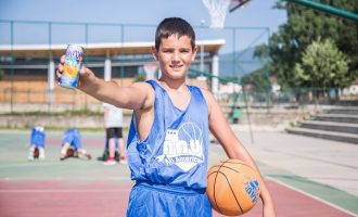 Golden Eagle mbështet kampin nacional