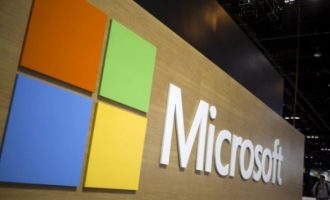 Microsoft do t’i paguajë tre muaj pushime punëtorëve që kujdesen për fëmijët e tyre gjatë COVID-19