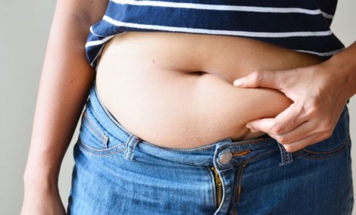 Obeziteti shkakton më shumë raste të kancerit sesa pirja e duhanit
