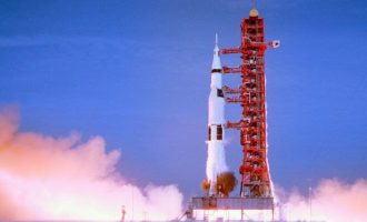 Misioni i parë me njerëz nga Toka për në Hënë