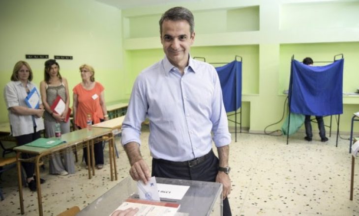 Përfundon votimi në Greqi, Exit Poll: Demokracia e Re, fituese