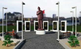 Familjarët kritikuan shatoren e Demaçit, reagon skulptori