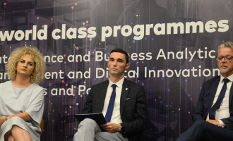 Mbahet sesioni informues në Zvicër