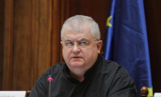 Çanak: Serbia frikësohet se askush nuk do të investonte në të nëse zbulohen varrezat masive