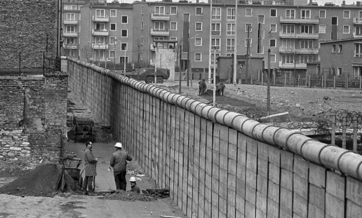 58 vjet më parë nisi ndërtimi i Murit të Berlinit