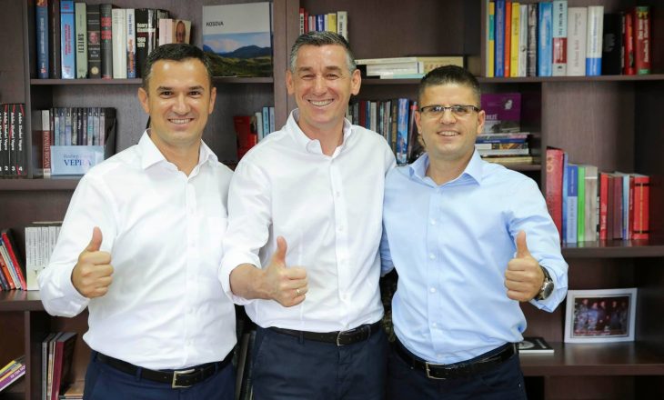 Të aderuarit në PDK iu punësua gruaja në Postë pa konkurs