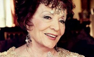 ​Nexhmije Pagarusha nderohet me vendosje në pulla postare