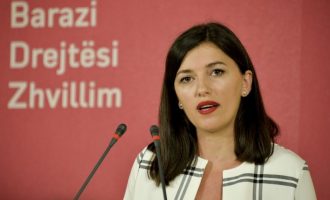 Albulena Haxhiu mohon që LDK ka kërkuar shtatë ministri