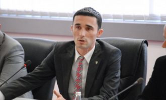 Endrit Shala përfaqëson Nismën në takim me Vjosa Osmanin