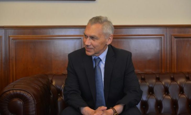Rusia e gatshme të përfshihet në dialog në mes Kosovës dhe Serbisë