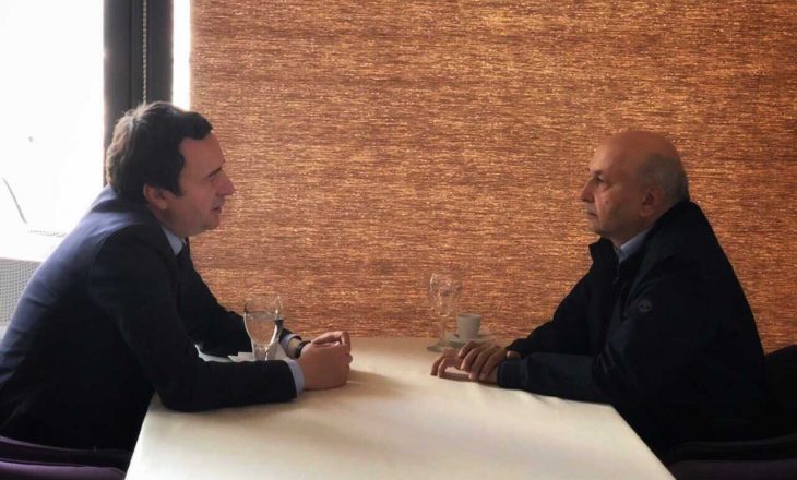 Nisin polemikat pasi që Isa Mustafa refuzon ofertën e Albin Kurtit