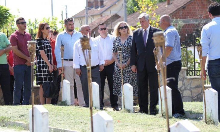Kosnett viziton familjet e të pagjeturve në Krushë të Madhe