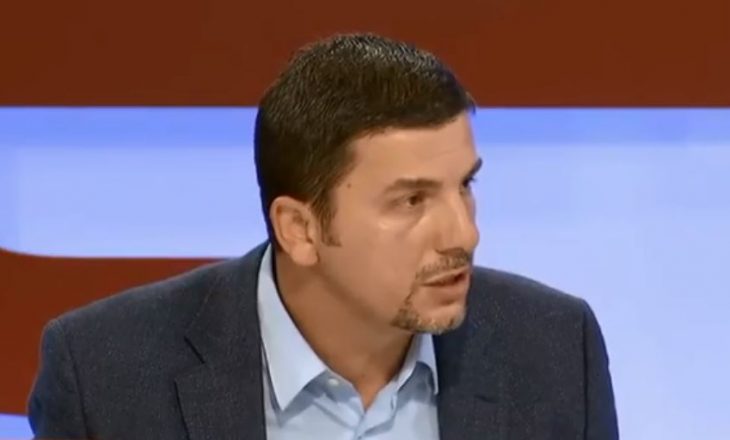 Memli Krasniqi “godet” udhëheqësit e LDK-së, përmend Rugovën e Hazirin