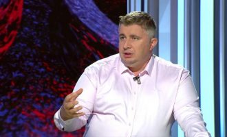 Katër mashtrimet kryesore të katër minutave të videos së Kurtit