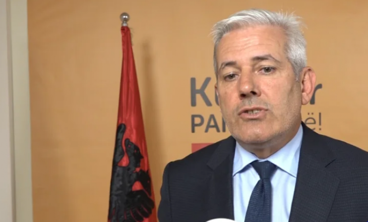 Sveçla flet pas takimit mes Konjufcës dhe Hazirit, jep një mesazh