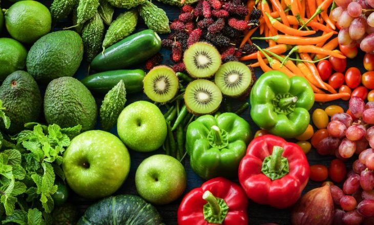 Këto janë ushqimet që ju ndihmojnë të largoni stresin