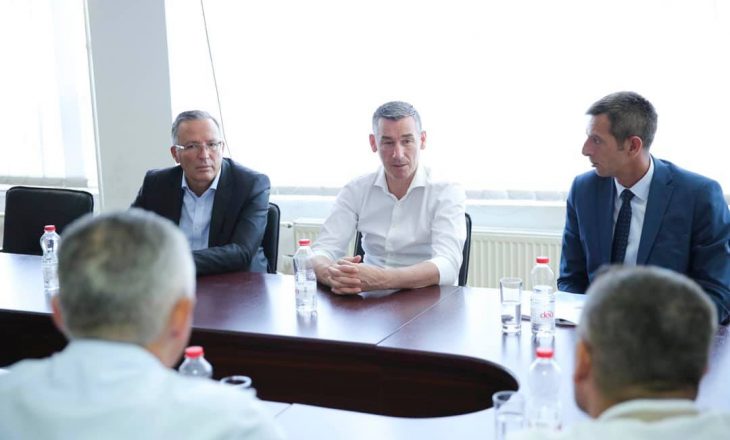 Veseli thotë se Dogana e Kosovës është bërë shembull për rajonin