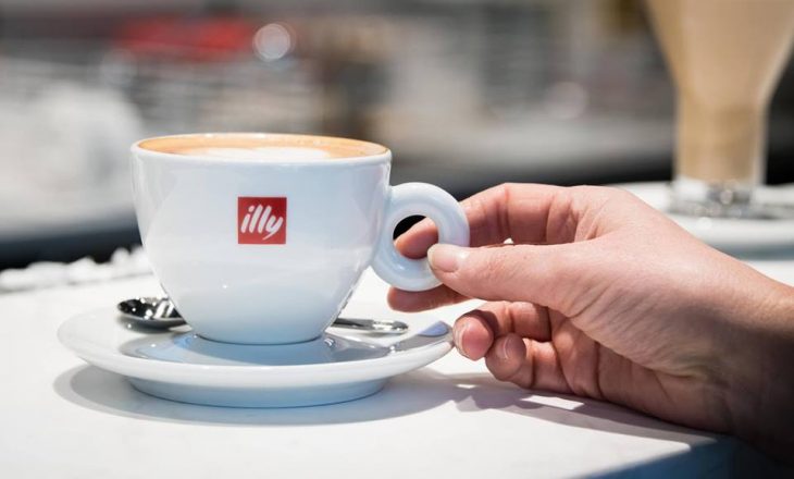 Nise ditën mirë me kafe të mirë