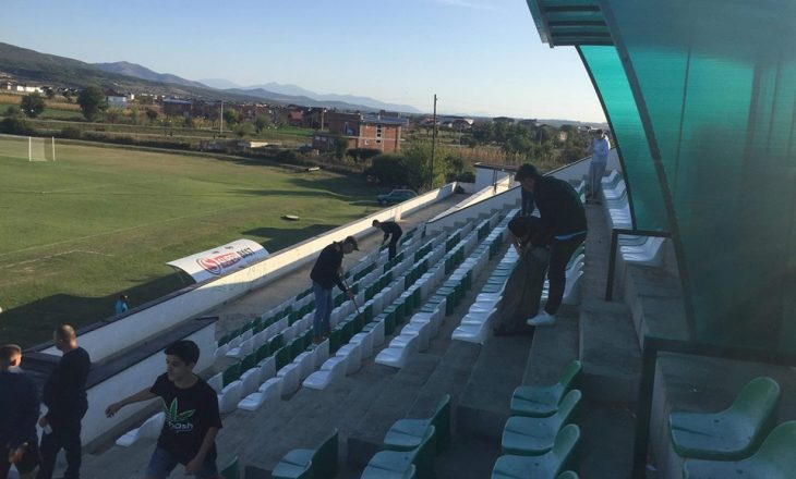 Tifozët e Dukagjinit pastrojnë stadiumin e klubit