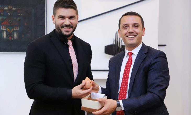 Ministri Gashi takon “Çënarin”, flasin për realizimin e disa projekte të mundshme filmike