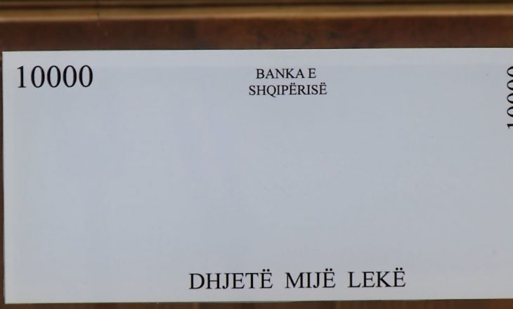 Nga 2020 do të mund të keni në dorë kartmonedhën 10 mijë lekëshe