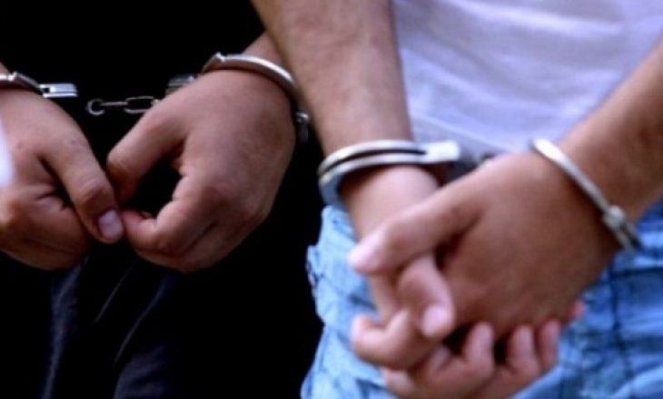 Dy kosovarë të arrestuar në Gjermani për kokainë dhe pasaporta false