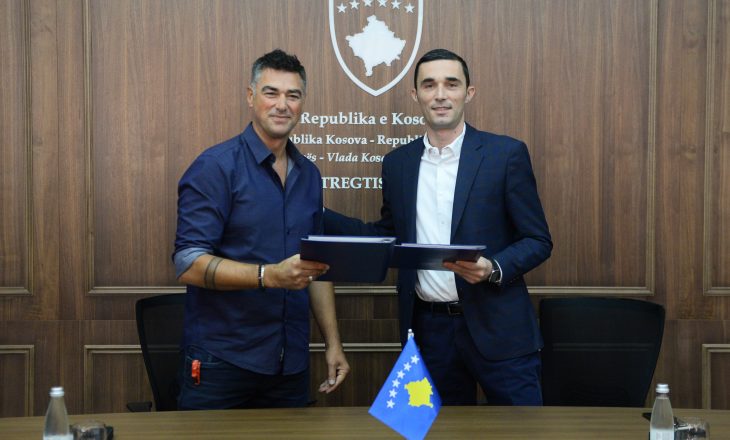 Shala dhe Lipa nënshkruajnë marrëveshje, nga viti i ardhshëm “Sunny Hill Festival” të mbahet  në Qendrën e Panaireve në Bërnicë