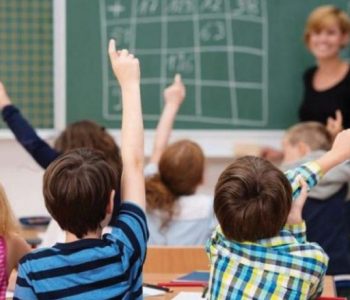 Nëse fëmija juaj merr nota të dobëta, thuaj s’ka problem