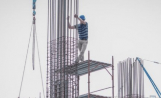 Partitë politike, me oferta për subvencionim të pagës në sektorin privat