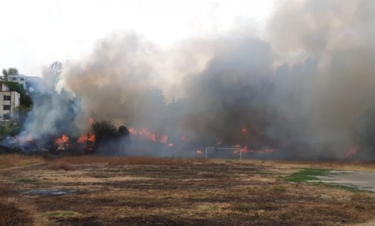 Serbi i dehur e djeg malin e një fshati të Kamenicës