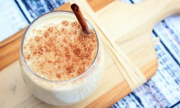 Recetë natyrale: Qumësht kanelle për lëkurë të shëndetshme dhe humbje peshe