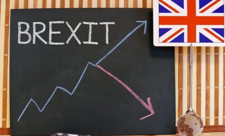 Ekonomia britanike po paguan çmimin e lartë të kaosit politik